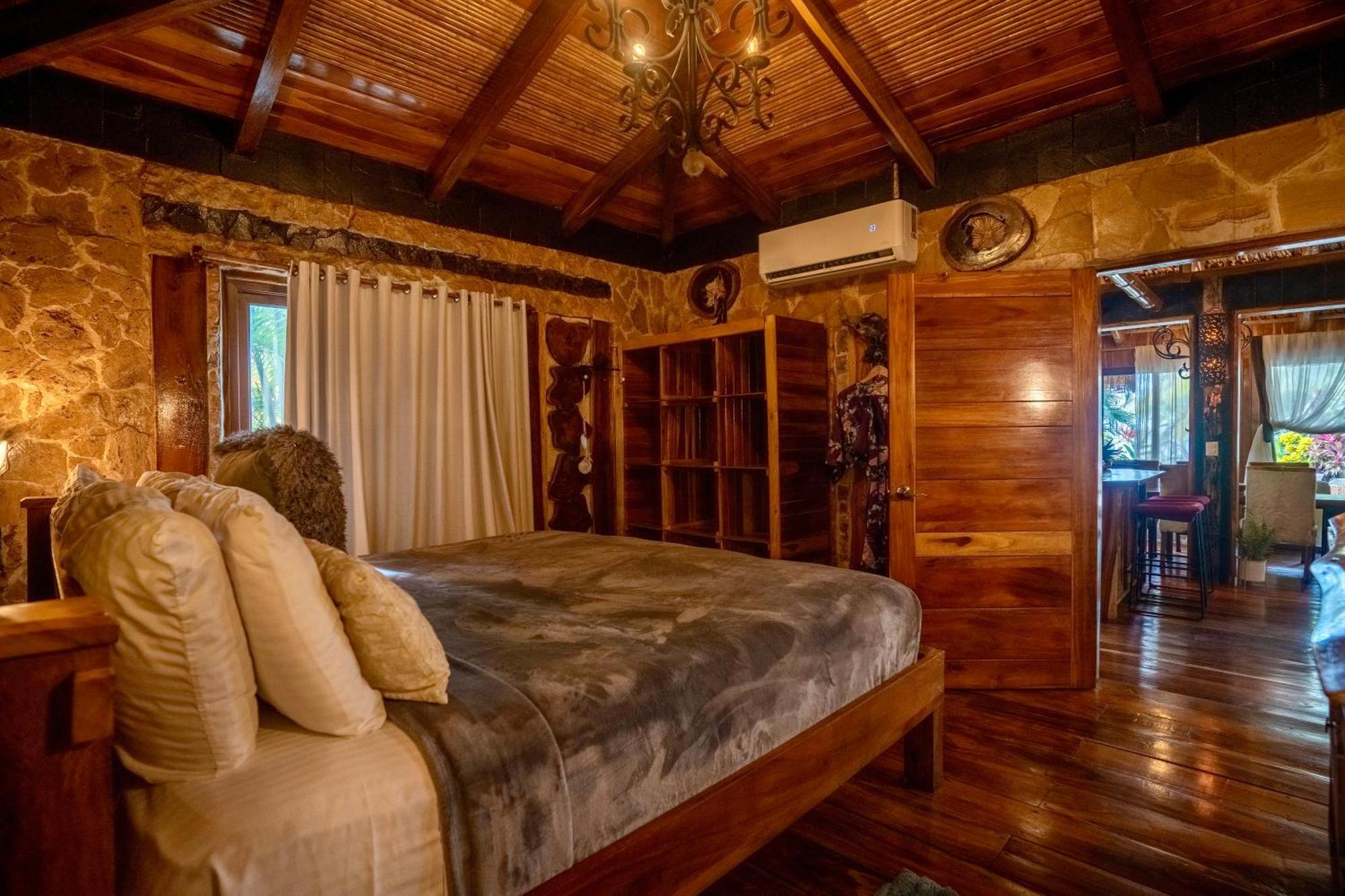 Ocho Artisan Bungalows (Adults Only) タマリンド エクステリア 写真